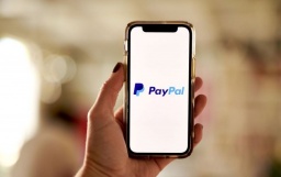 
PayPal продлил период без комиссий для пользователей из Украины
